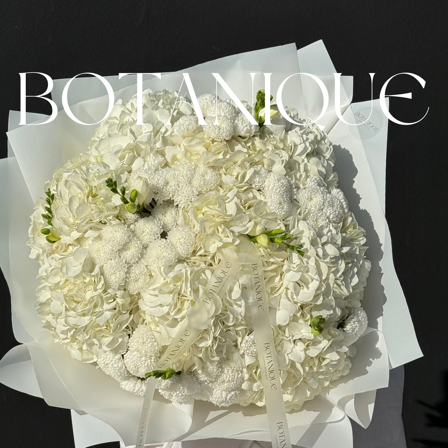 Ramo mixto con hortensias, fresias y crisantemos